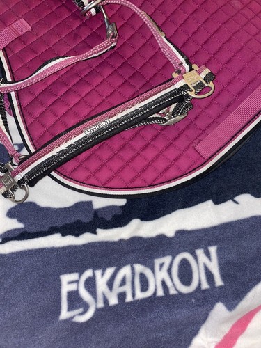 Eskadron berry schabracke und - berry,